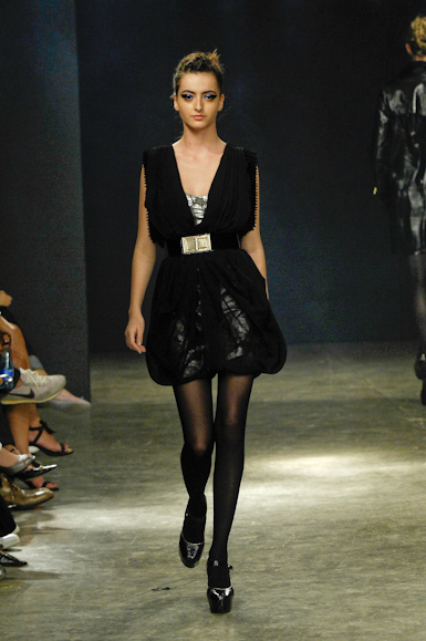 desfiles-iodice-saopauloinverno2008rtw-124