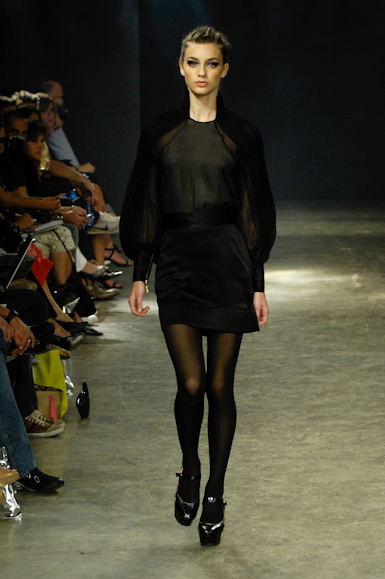 desfiles-iodice-saopauloinverno2008rtw-125