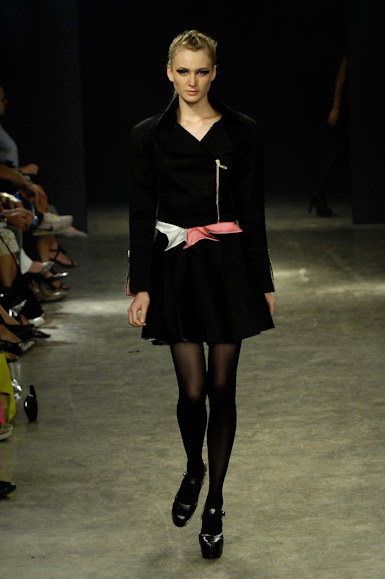 desfiles-iodice-saopauloinverno2008rtw-128