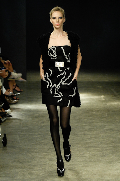 desfiles-iodice-saopauloinverno2008rtw-132