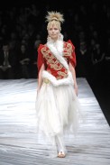 desfiles-amcqueen-paris-inverno2008rtw-123
