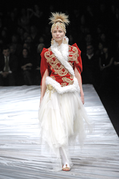 desfiles-amcqueen-paris-inverno2008rtw-123