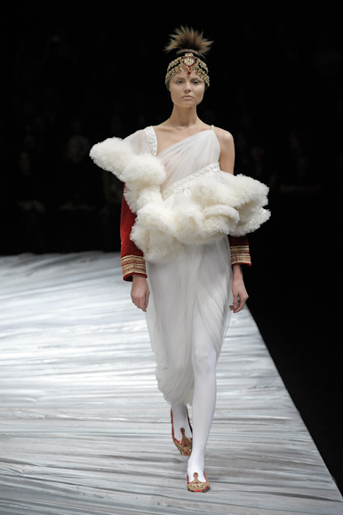 desfiles-amcqueen-paris-inverno2008rtw-126