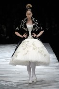 desfiles-amcqueen-paris-inverno2008rtw-137