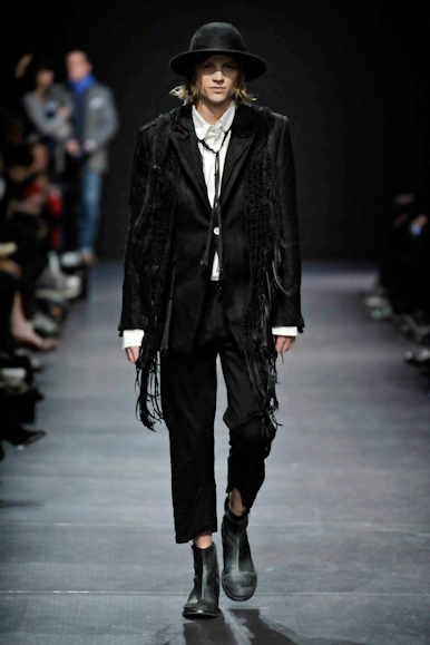 desfiles-anndemeulemeester-paris-inverno2008rtw-102