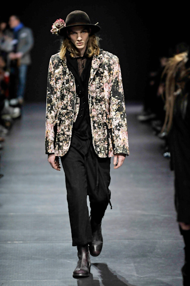 desfiles-anndemeulemeester-paris-inverno2008rtw-106