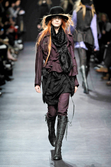 desfiles-anndemeulemeester-paris-inverno2008rtw-113