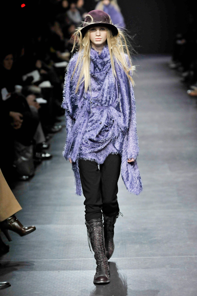 desfiles-anndemeulemeester-paris-inverno2008rtw-121
