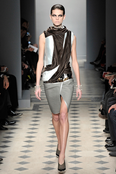 desfiles-balenciaga-paris-inverno2008rtw-124