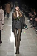desfiles-burberryprosum-milao-inverno2008rtw-103