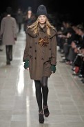 desfiles-burberryprosum-milao-inverno2008rtw-106