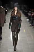 desfiles-burberryprosum-milao-inverno2008rtw-107