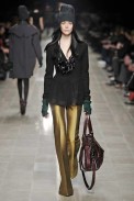 desfiles-burberryprosum-milao-inverno2008rtw-112