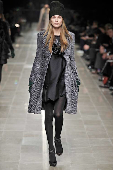 desfiles-burberryprosum-milao-inverno2008rtw-118
