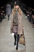 desfiles-burberryprosum-milao-inverno2008rtw-119