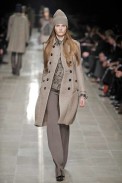 desfiles-burberryprosum-milao-inverno2008rtw-122