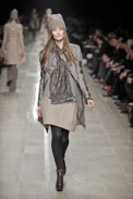 desfiles-burberryprosum-milao-inverno2008rtw-123