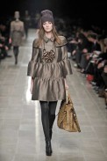 desfiles-burberryprosum-milao-inverno2008rtw-135