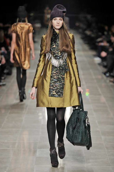 desfiles-burberryprosum-milao-inverno2008rtw-143