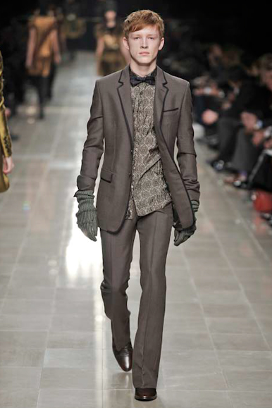 desfiles-burberryprosum-milao-inverno2008rtw-144