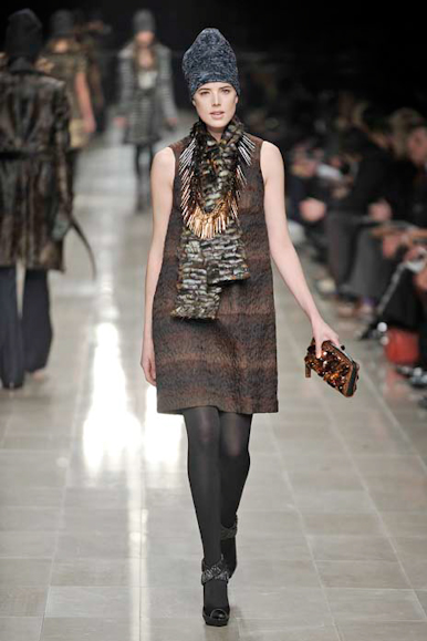 desfiles-burberryprosum-milao-inverno2008rtw-150