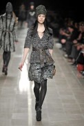 desfiles-burberryprosum-milao-inverno2008rtw-152