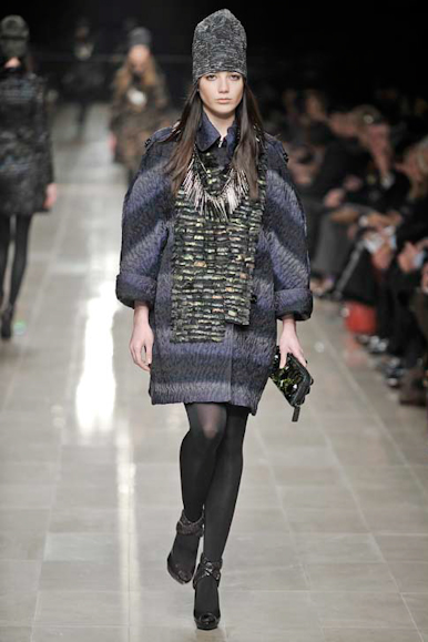 desfiles-burberryprosum-milao-inverno2008rtw-154