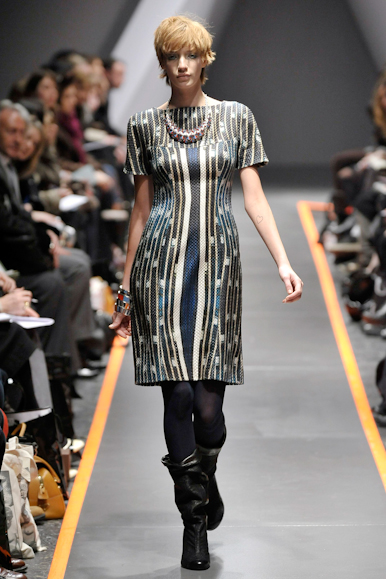 desfiles-bassobrooke-londresinverno2008rtw-124