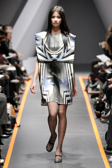 desfiles-bassobrooke-londresinverno2008rtw-127