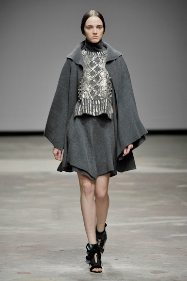 desfiles-ckane-londresinverno2008rtw-102