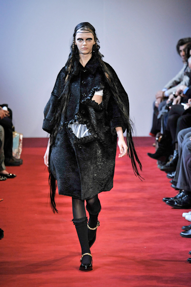 desfiles-commedesgarcons-parisinverno2008rtw-102