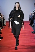 desfiles-commedesgarcons-parisinverno2008rtw-103