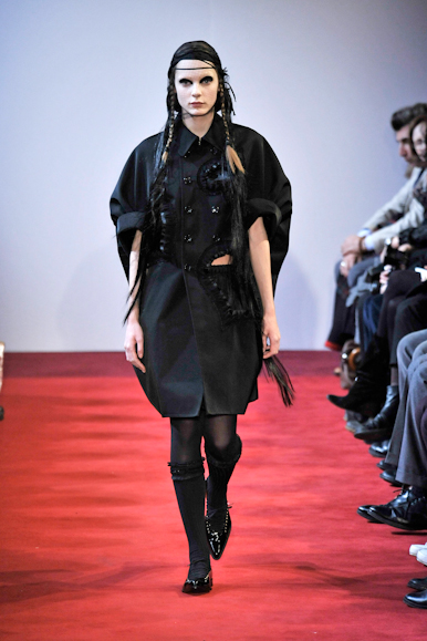 desfiles-commedesgarcons-parisinverno2008rtw-104