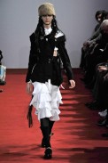 desfiles-commedesgarcons-parisinverno2008rtw-112