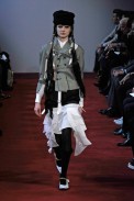 desfiles-commedesgarcons-parisinverno2008rtw-113
