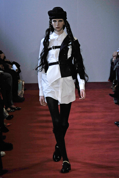 desfiles-commedesgarcons-parisinverno2008rtw-114
