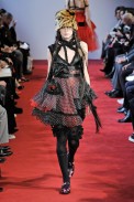 desfiles-commedesgarcons-parisinverno2008rtw-116