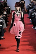 desfiles-commedesgarcons-parisinverno2008rtw-117