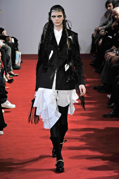 desfiles-commedesgarcons-parisinverno2008rtw-124