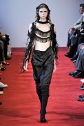 desfiles-commedesgarcons-parisinverno2008rtw-128