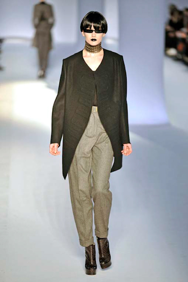 desfiles-ysl-parisinverno2008rtw-100