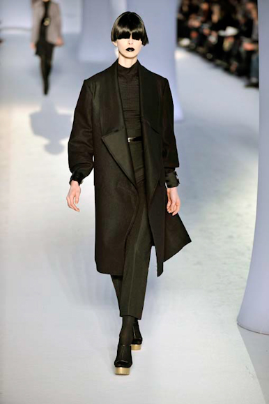 desfiles-ysl-parisinverno2008rtw-117