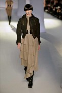 desfiles-ysl-parisinverno2008rtw-122