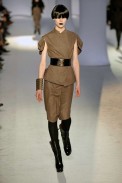 desfiles-ysl-parisinverno2008rtw-123