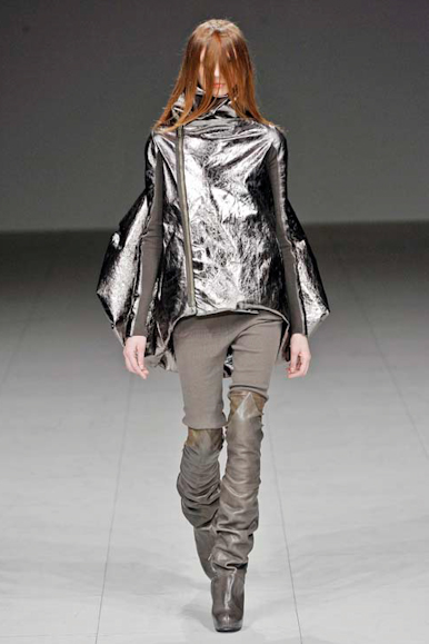 desfiles-rickowens-parisinverno2008rtw-106