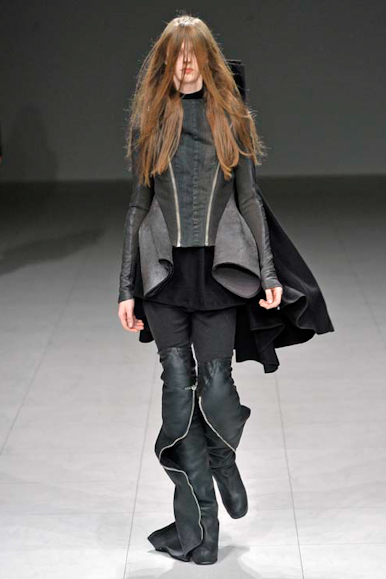 desfiles-rickowens-parisinverno2008rtw-120