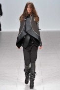 desfiles-rickowens-parisinverno2008rtw-128