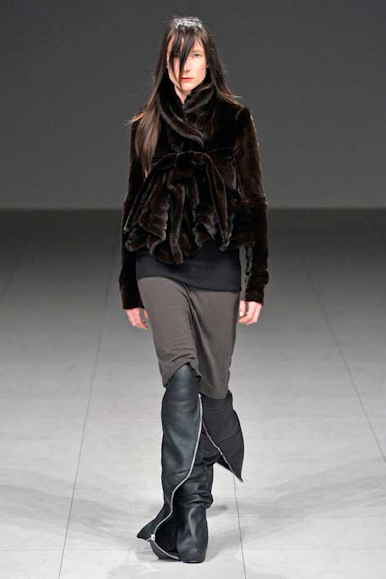 desfiles-rickowens-parisinverno2008rtw-129