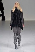 desfiles-rickowens-parisinverno2008rtw-131