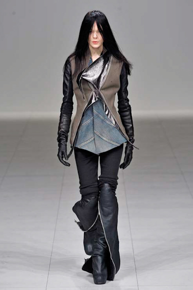 desfiles-rickowens-parisinverno2008rtw-139